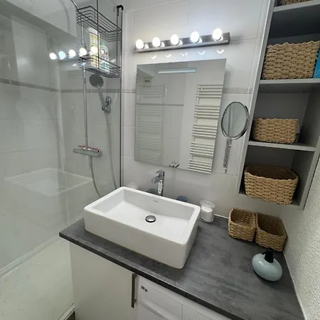 Cocoon Chic Apartment